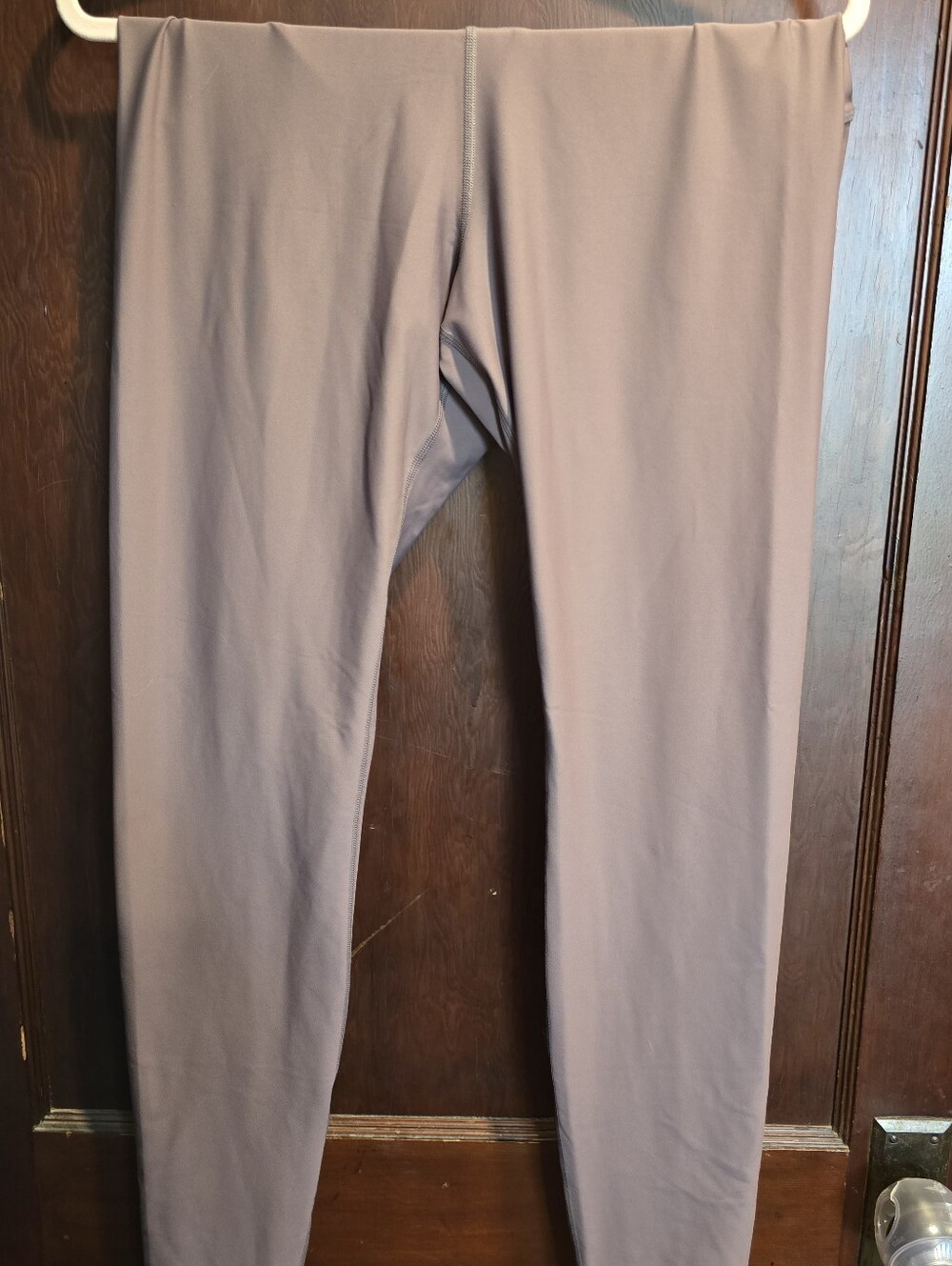 Women's Slim Fit Yoga Pants in Mauve
